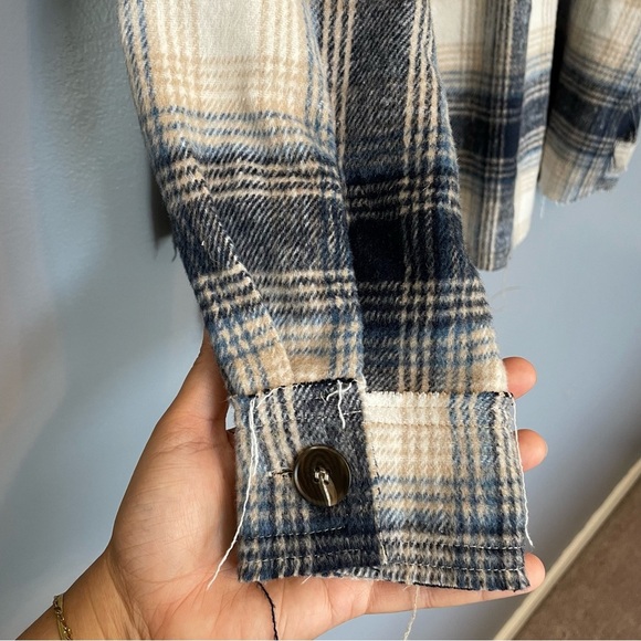 La Miel Navy Tan Plaid Flannel Shirt Jacket Shacket Oversized small - Picture 7 of 8